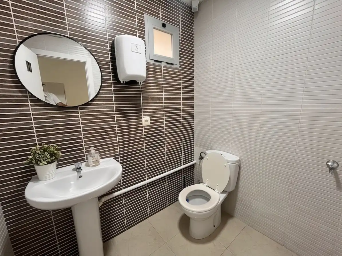 Commercial properties for rent in Avenida de la Marina, Centro - La Costilla