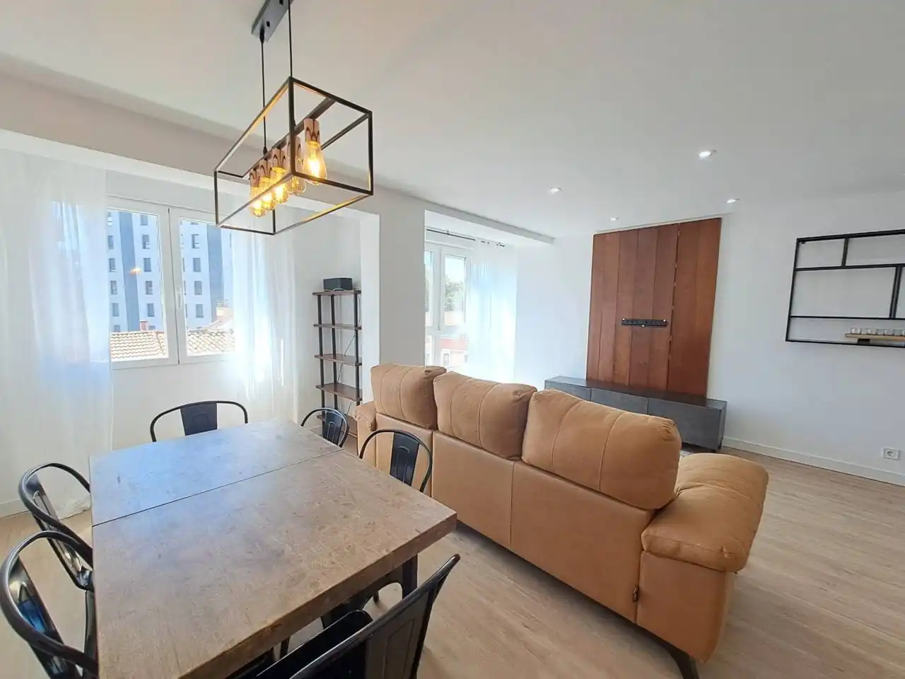 Sala de estar de Piso en venta en Burgos con Calefacción y Parquet
