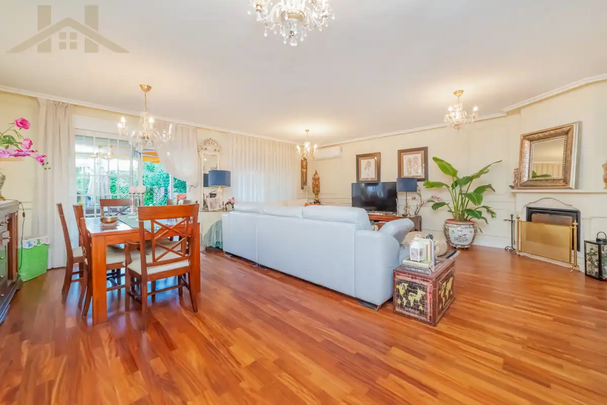 Living room of Houses for sale in Rivas-Vaciamadrid  with Air Conditioner, Heating and Terrace