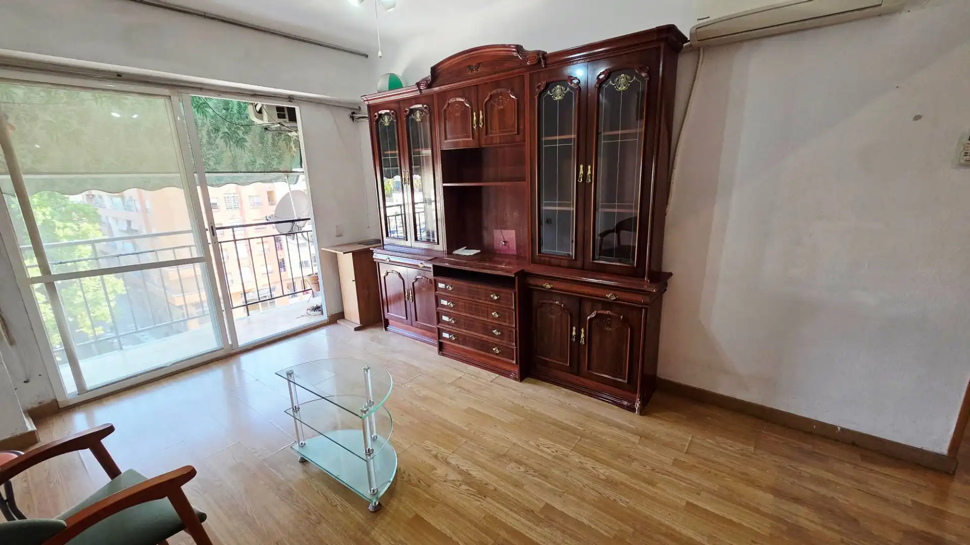 Sala de estar de Piso en venta en Valencia con Aire acondicionado y Balcón