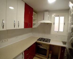 Kitchen of Flat to rent in Reus  with Air Conditioner, Heating and Oven