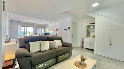 Foto 4 de Casa adosada en venda a Carrer Bullidors, Domeny, Girona