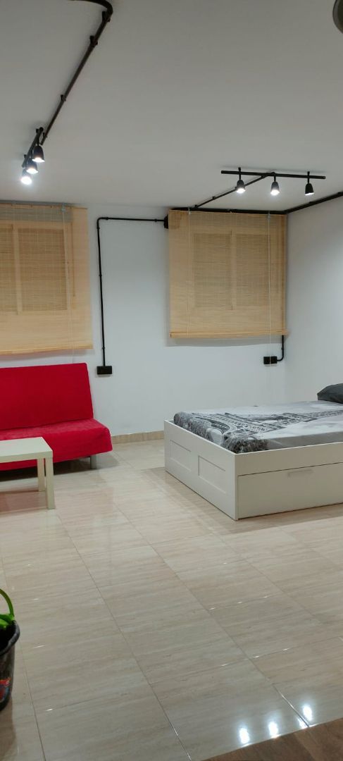 Dormitori de Estudi de lloguer en Sanlúcar de Barrameda amb Aire condicionat, Calefacció i Moblat