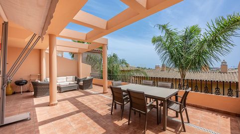 Foto 3 de Apartament en venda a Los Naranjos, Marbella
