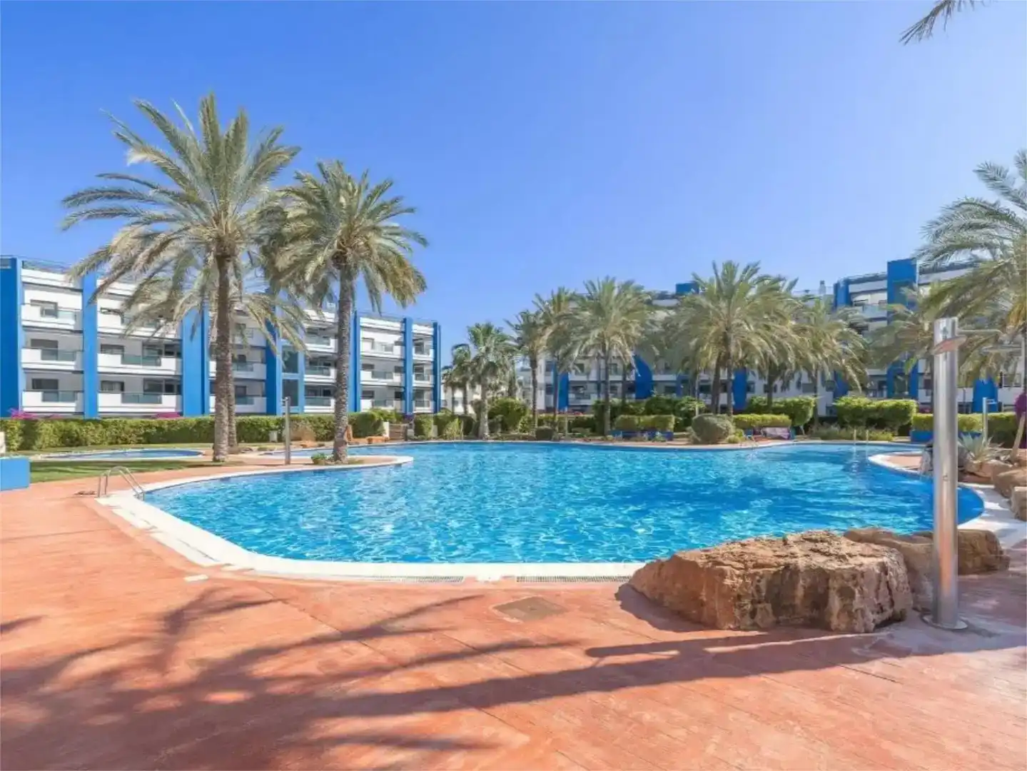 Schwimmbecken von Wohnungen zur Miete in Santa Eulària des Riu mit Klimaanlage und Schwimmbad