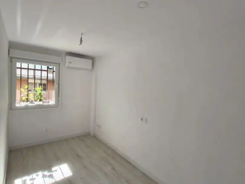 Bedroom of Flat for sale in Veredillas