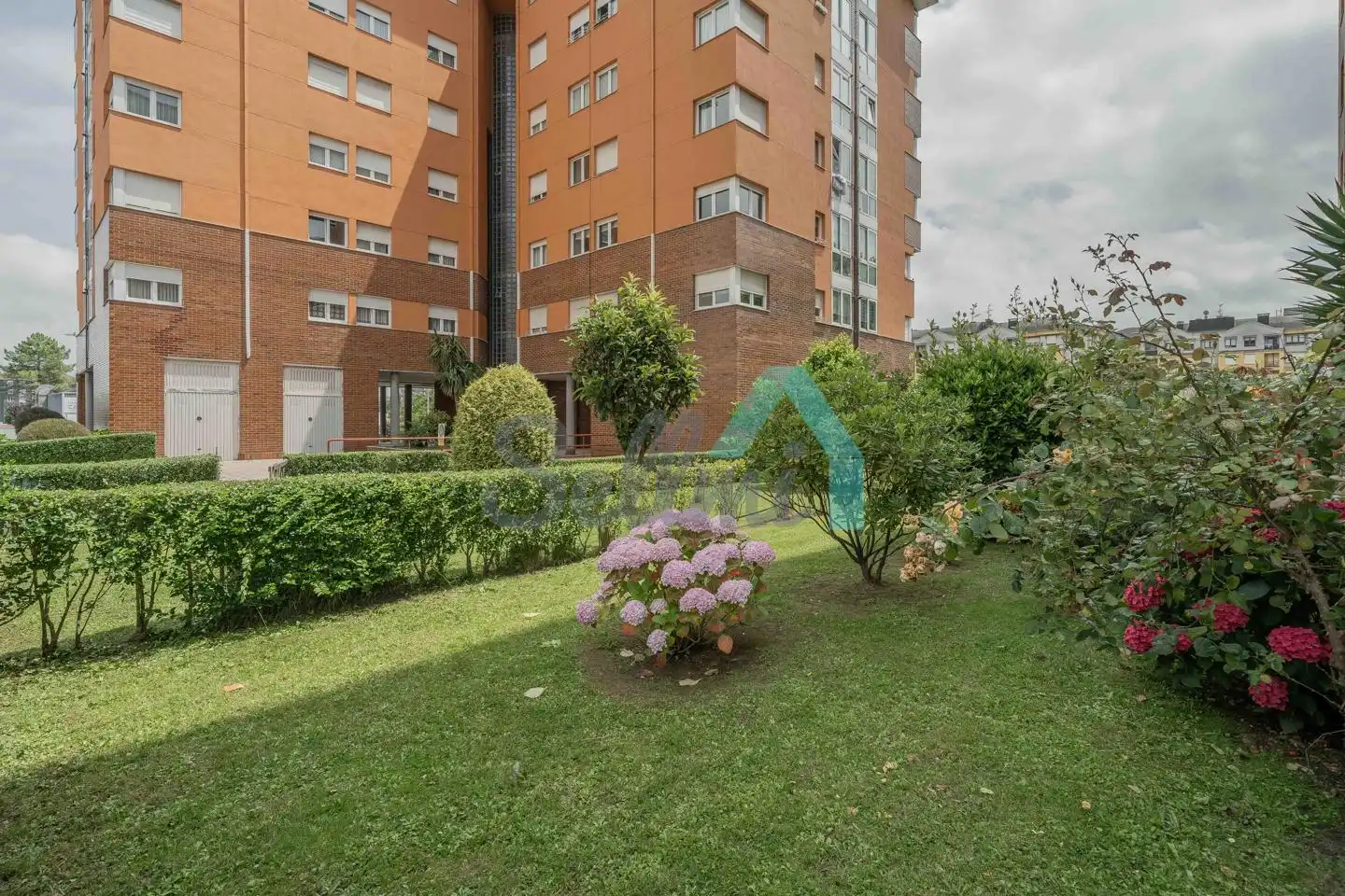 Garden of Flat for rent in Oviedo   with Heating, Parquet flooring and Furnished