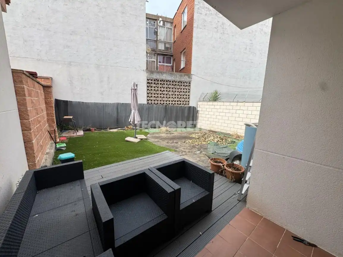 Terrassa de Casa adosada en venda en Yunquera de Henares amb Calefacció i Terrassa