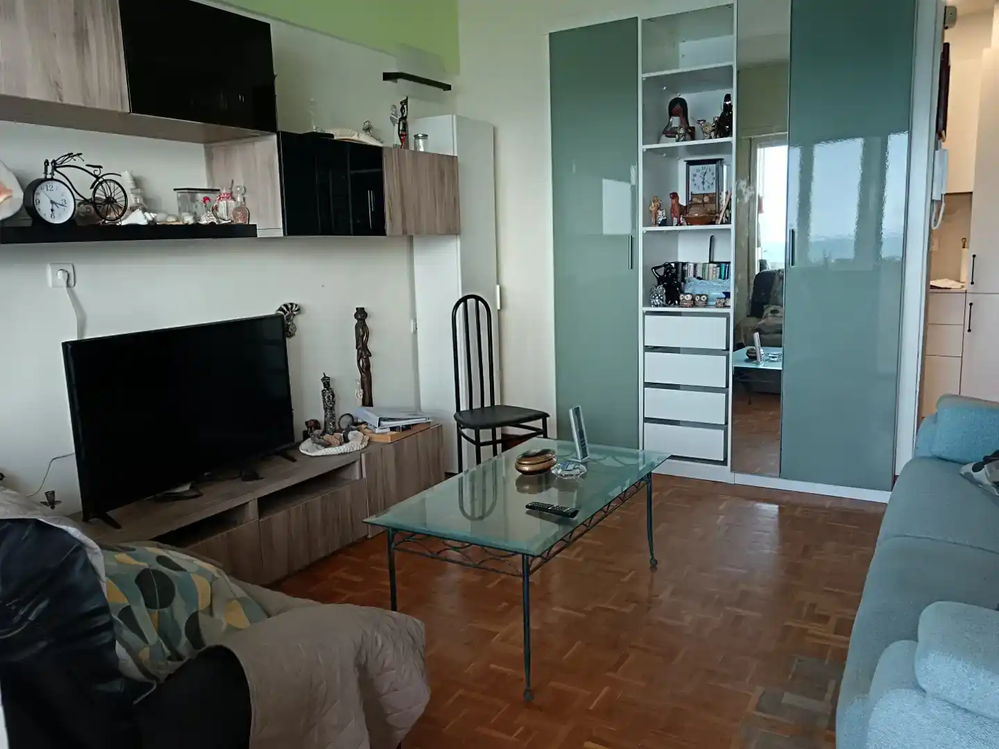 Sala d'estar de Apartament en venda en Zarautz amb Balcó