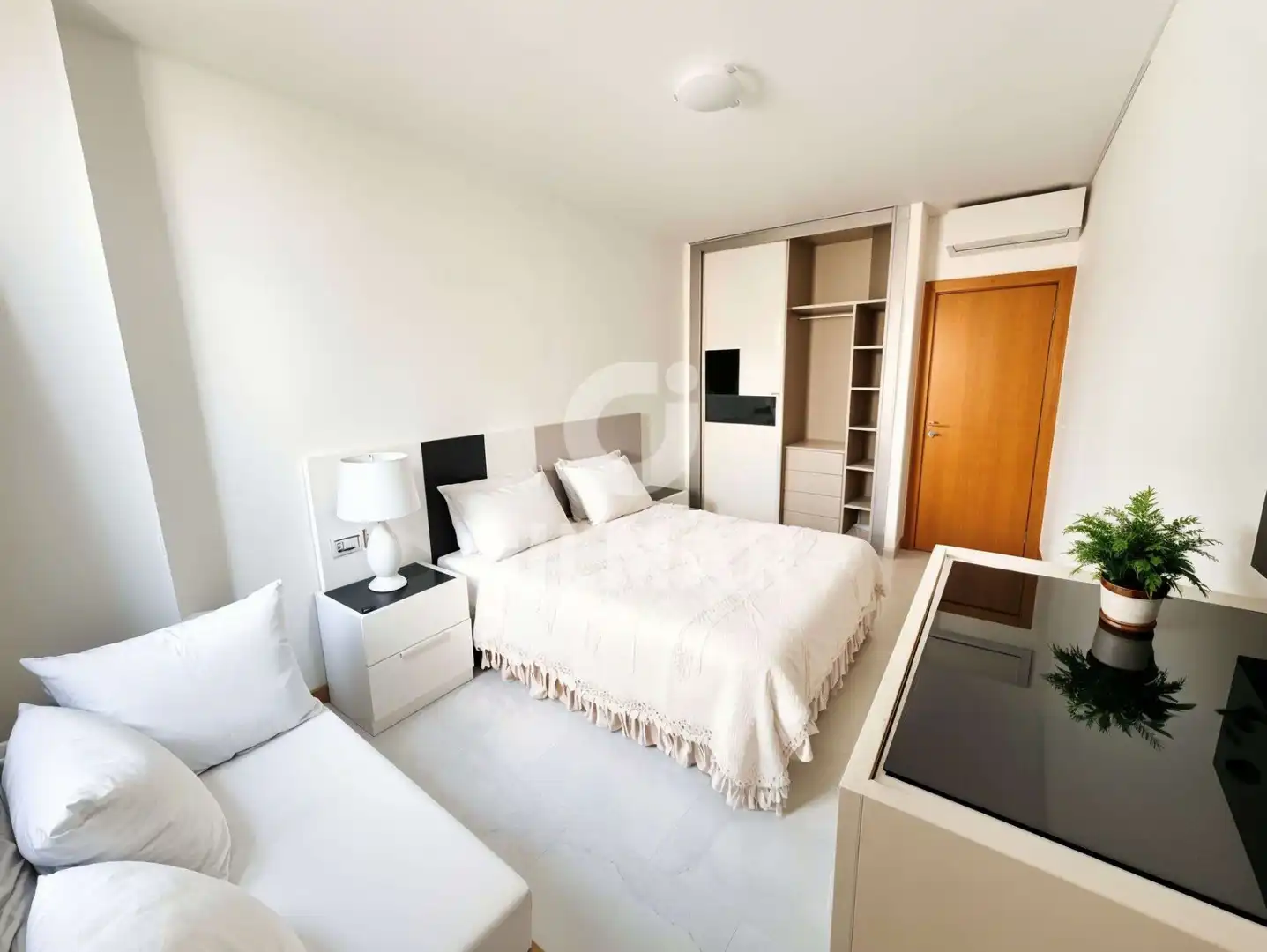 Schlafzimmer von Wohnung zur Miete in Adeje mit Klimaanlage, Terrasse und Abstellraum