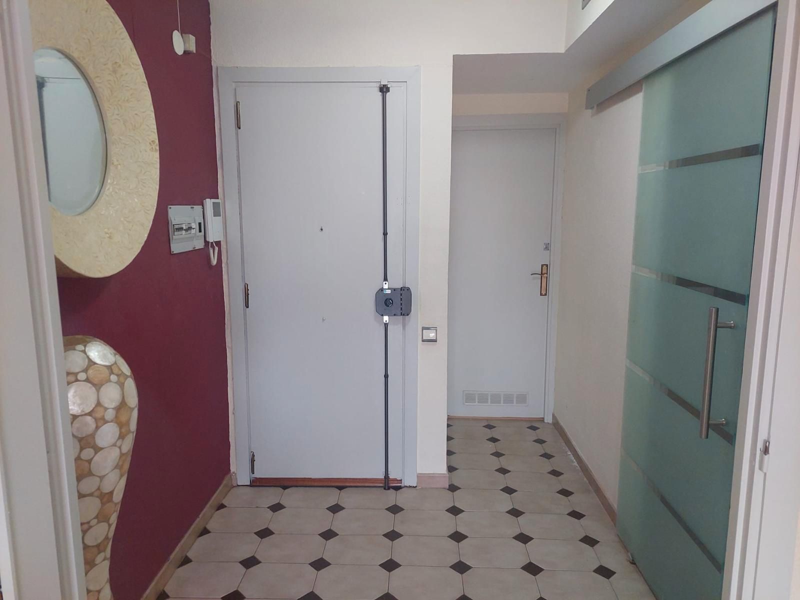 Apartament per a compartir en Manresa amb Aire condicionat, Calefacció i Moblat