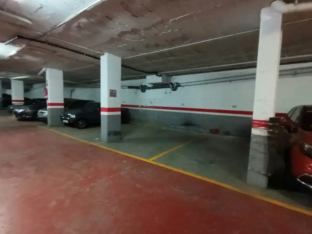 Garage zum Verkauf in Sant Julià