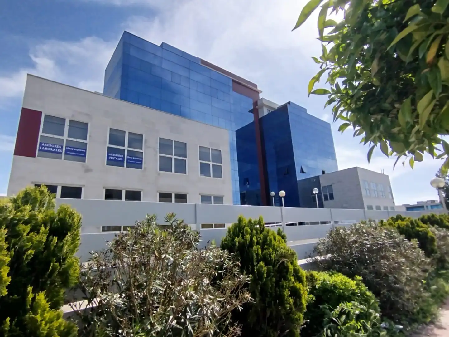 Exterior view of Office for rent in Murcia  with Air Conditioner and Furnished