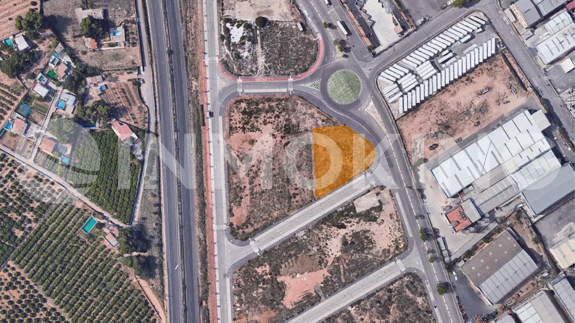 Industrial land for sale in Massamagrell