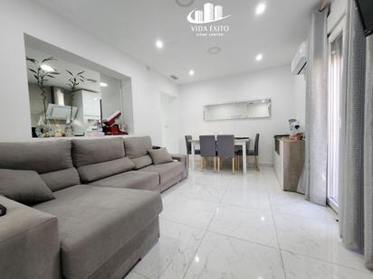 Living room of Flat for sale in  Jaén Capital  with Air Conditioner and Balcony