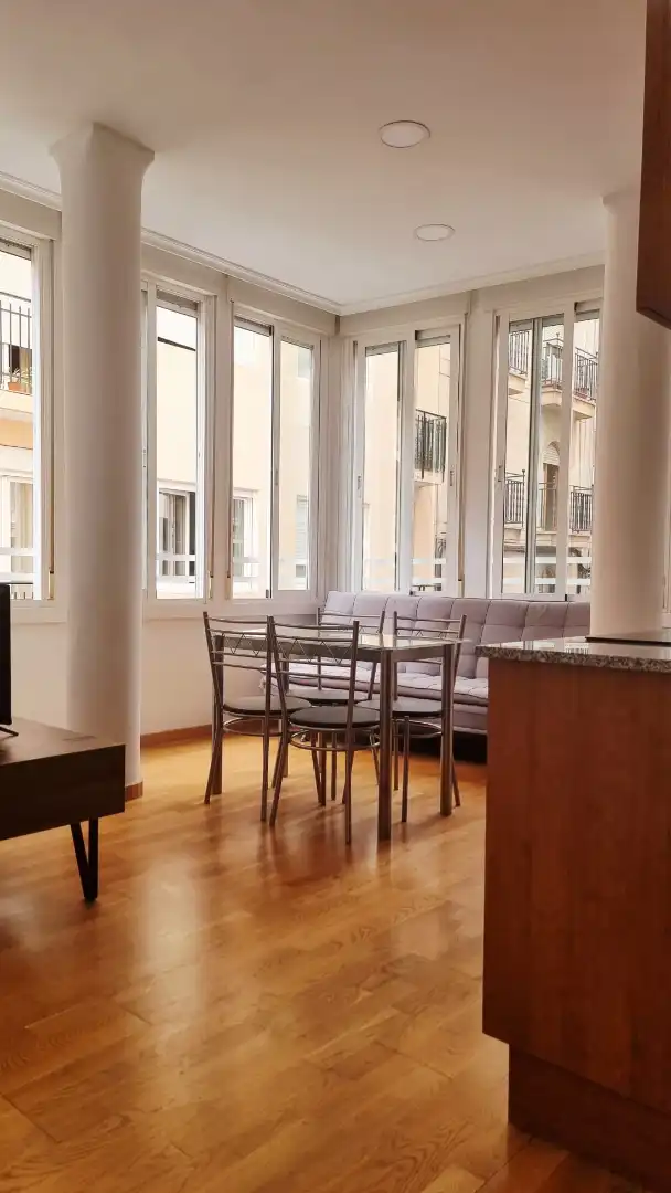Flat with lift for sale in Carrer Sant Isidre 27, imagen 3