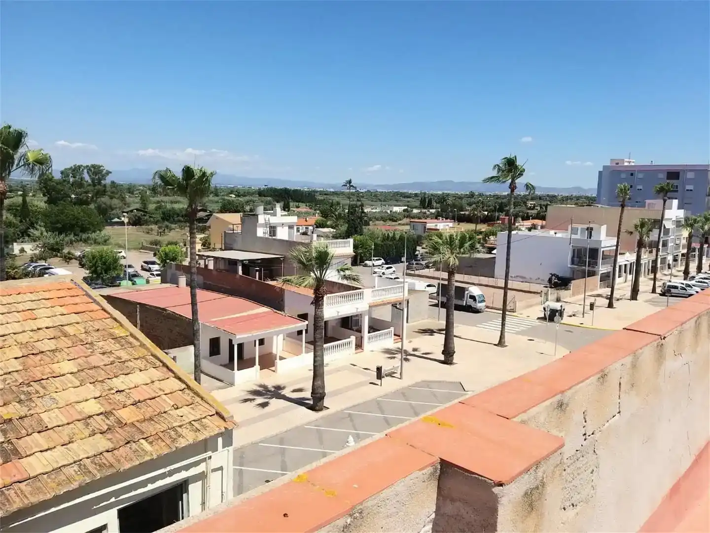 Vista exterior de Casa adosada en venda en Nules amb Balcó