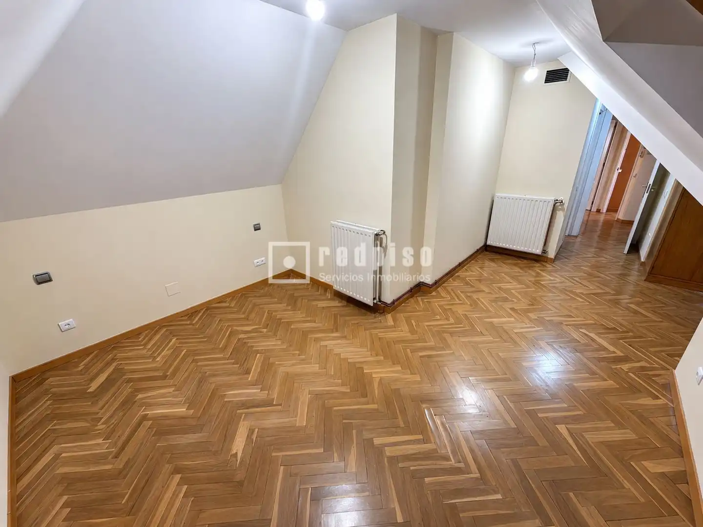 Ático en venta en Madrid con Aire acondicionado, Calefacción y Parquet