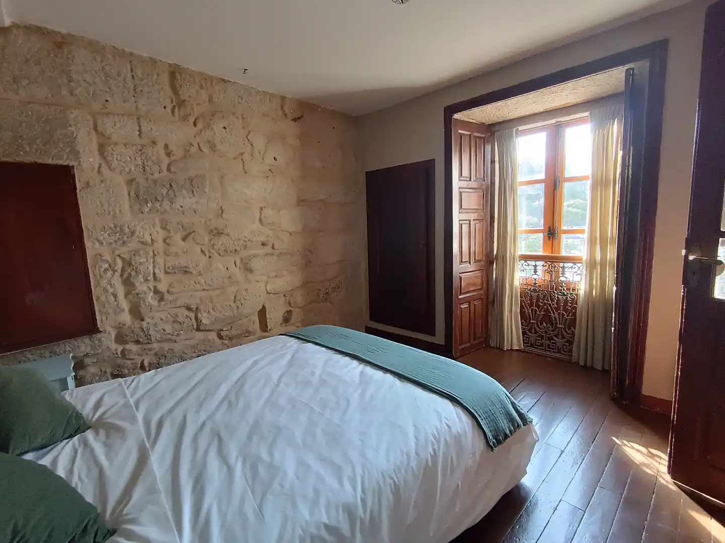 Bedroom of Houses for sale in Pontevedra Capital   with Oven, Washing machine and Microwave