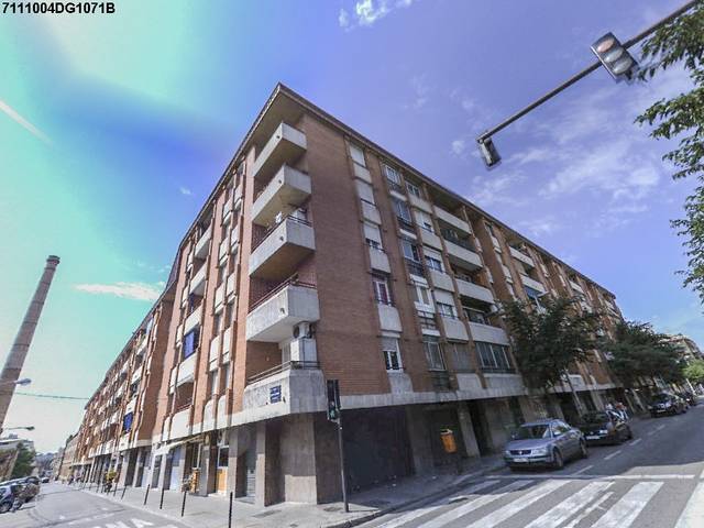 Piso en Venta en C/ Martorell en La Cogullada
