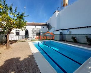 Exterior view of House or chalet for sale in Villafranca de Córdoba  with Air Conditioner, Terrace and Swimming Pool