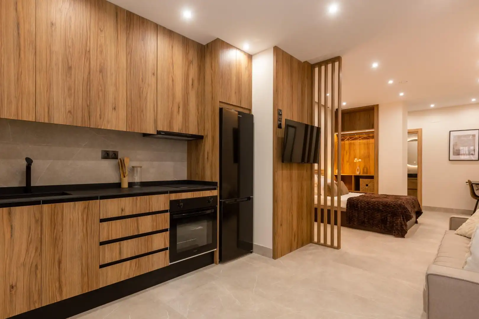 Küche von Loft zum Verkauf in Granada mit Klimaanlage und Möbliert