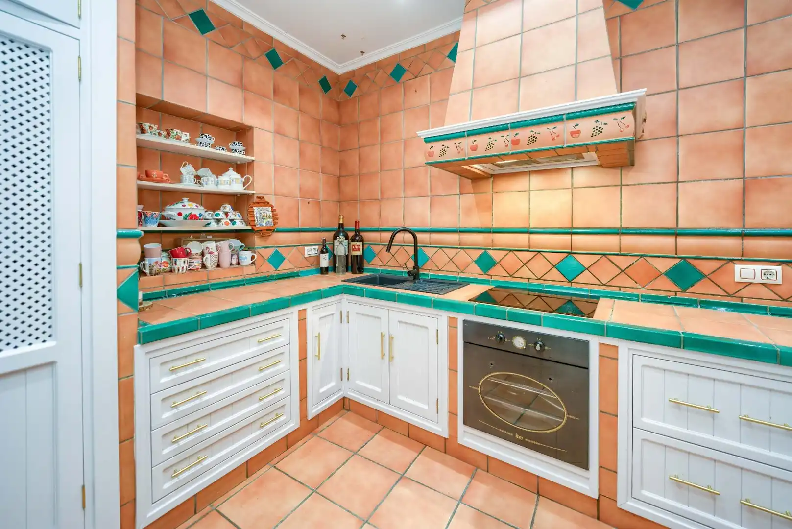 Cocina de Casa adosada en venta en Benacazón