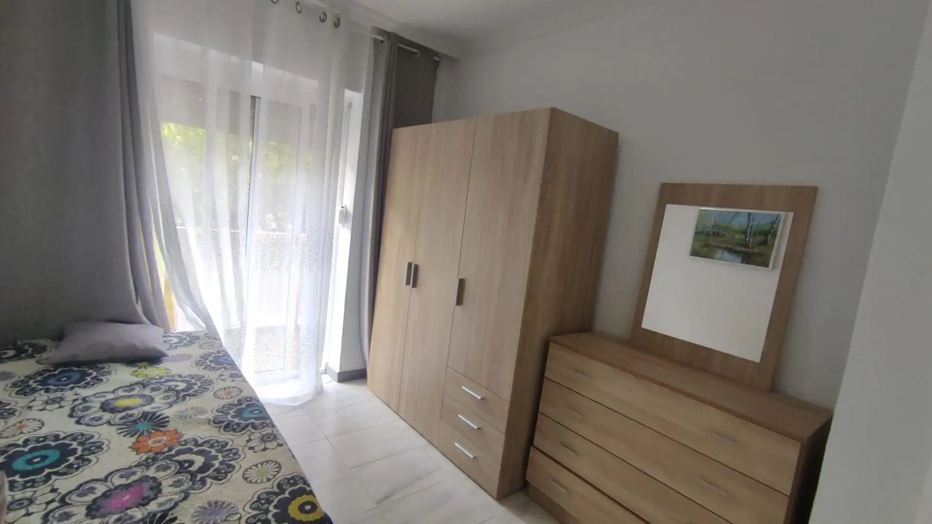 Habitación de Apartamento en venta en Alicante / Alacant con Aire acondicionado, Amueblado y Balcón