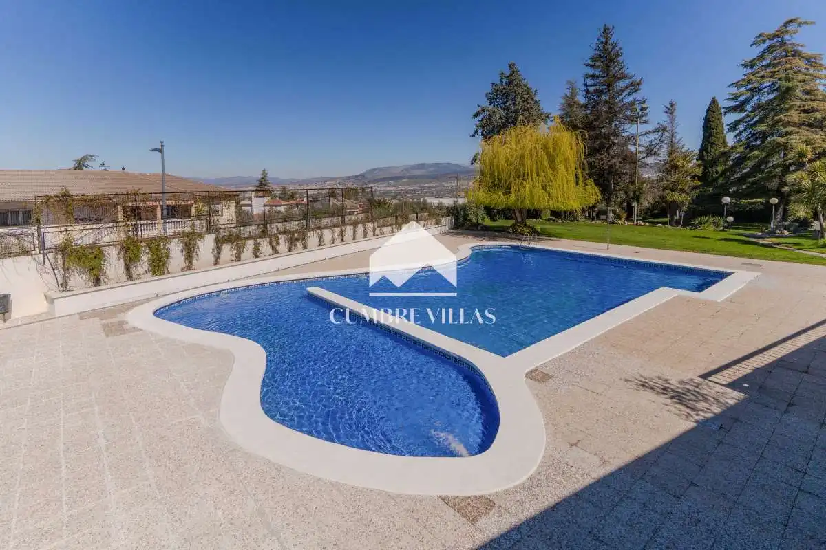 Swimming pool of Houses for sale in Gójar  with Heating, Private garden and Terrace