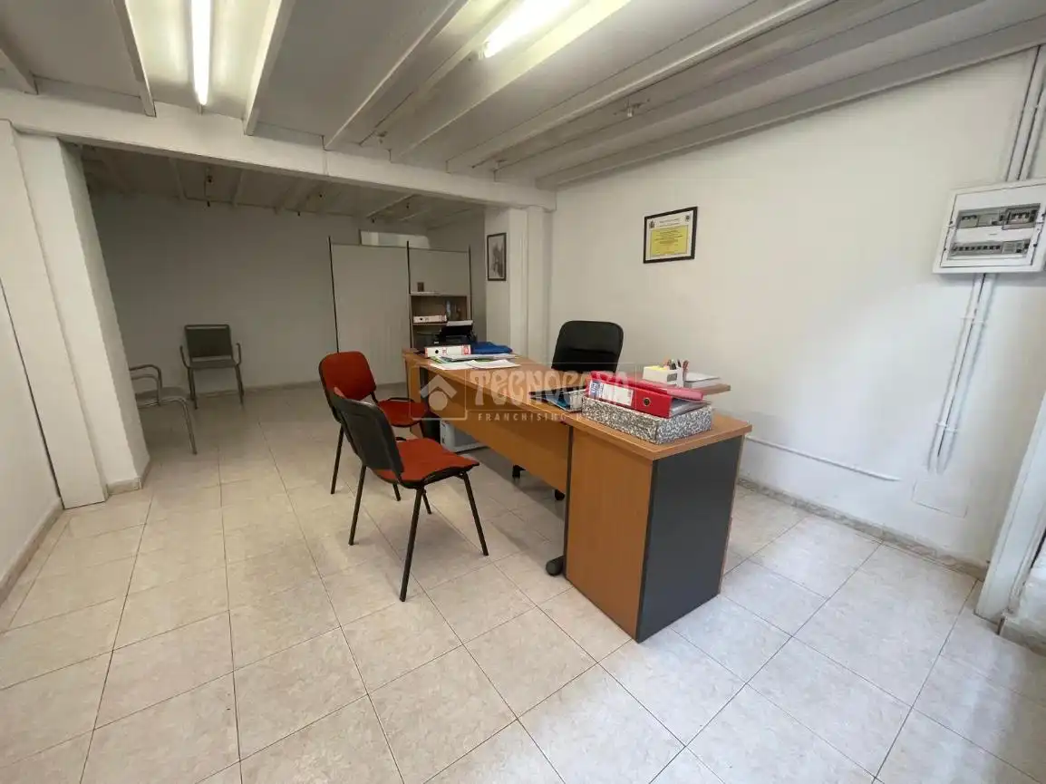 Büro zum Verkauf in Antequera
