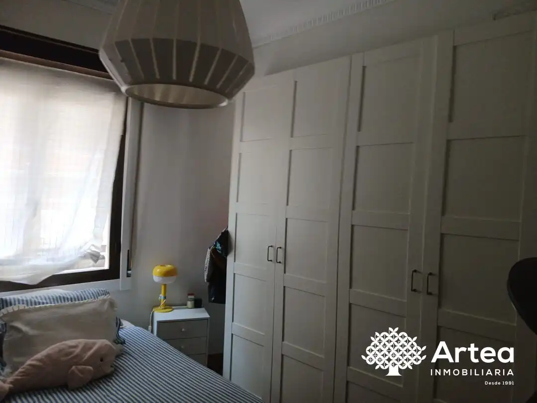 Bedroom of Flat for rent in Bilbao   with Heating