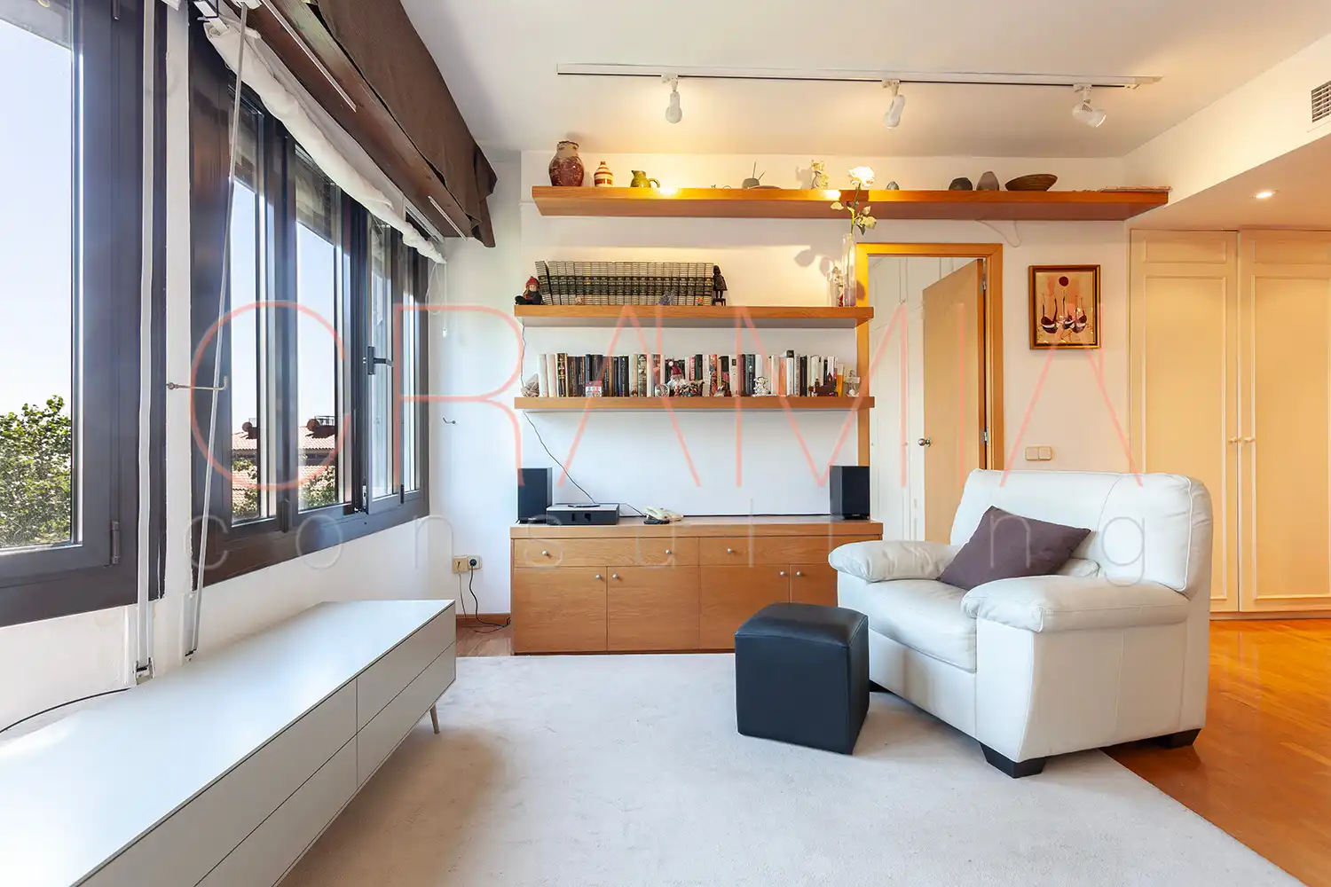 Sala d'estar de Àtic en venda en Barcelona amb Aire condicionat, Calefacció i Jardí privat