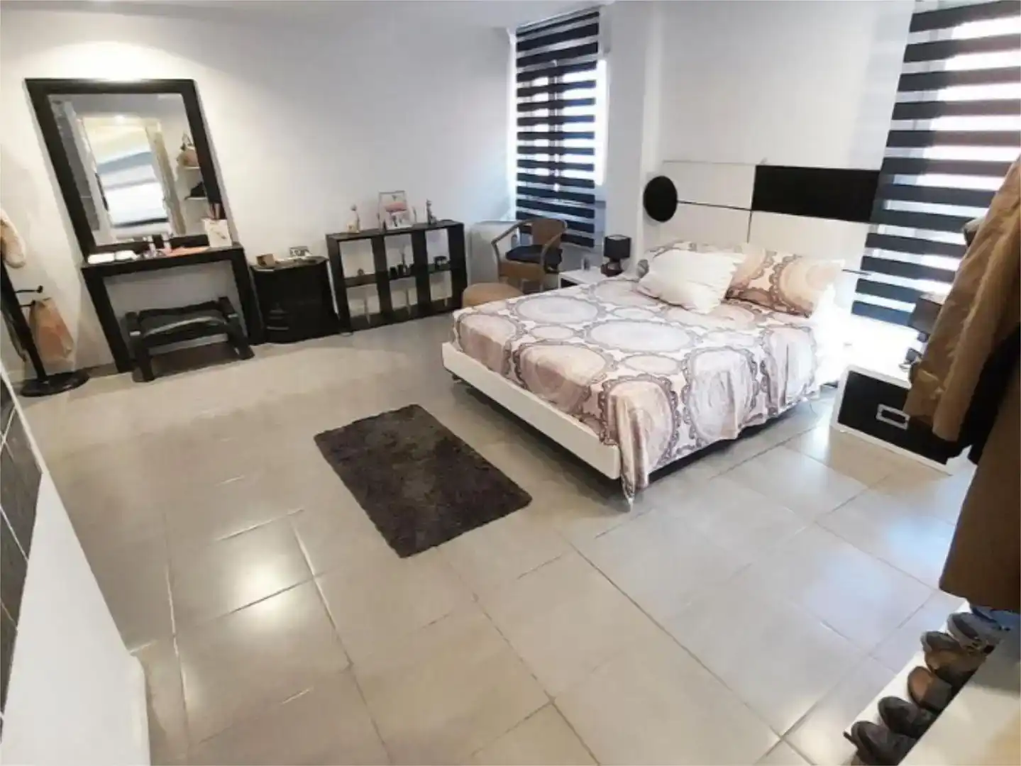 Habitación de Piso en venta en Girona Capital