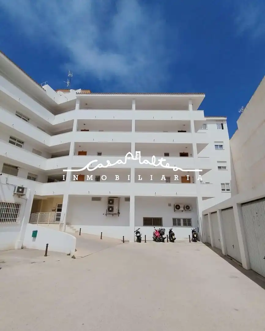 Vista exterior de Piso en venta en Altea con Aire acondicionado, Terraza y Balcón