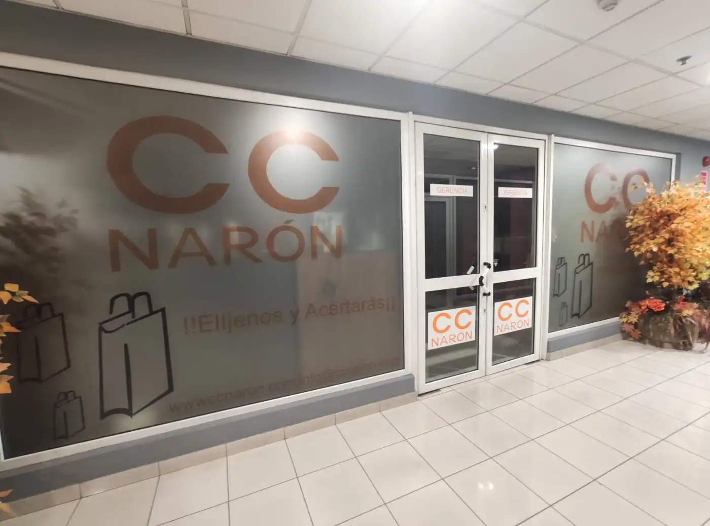 Local comercial en venda a Plaza GALICIA