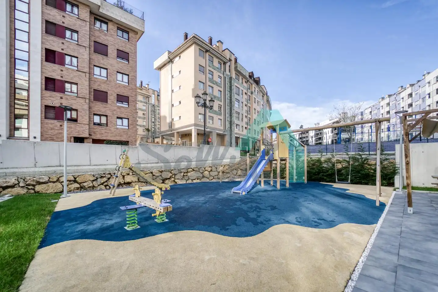 Attic for rent in Viseu, Ciudad Naranco - Prados de La Fuente