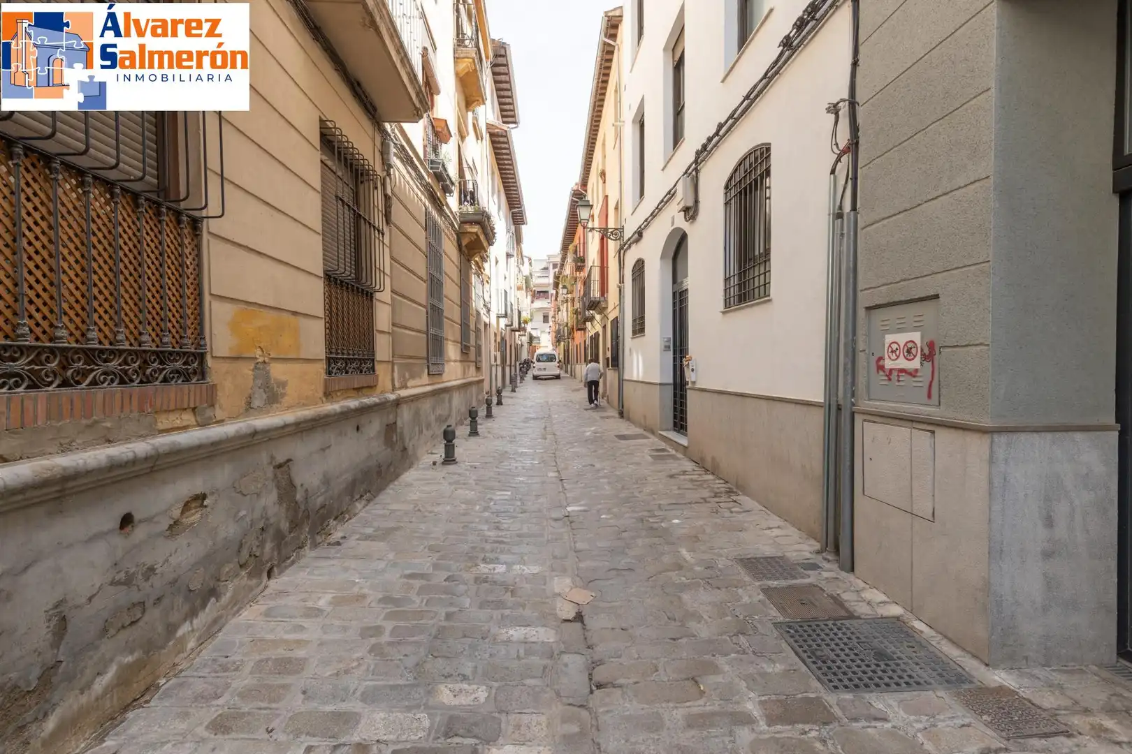 Exterior view of Flat for sale in Granada  with Air Conditioner