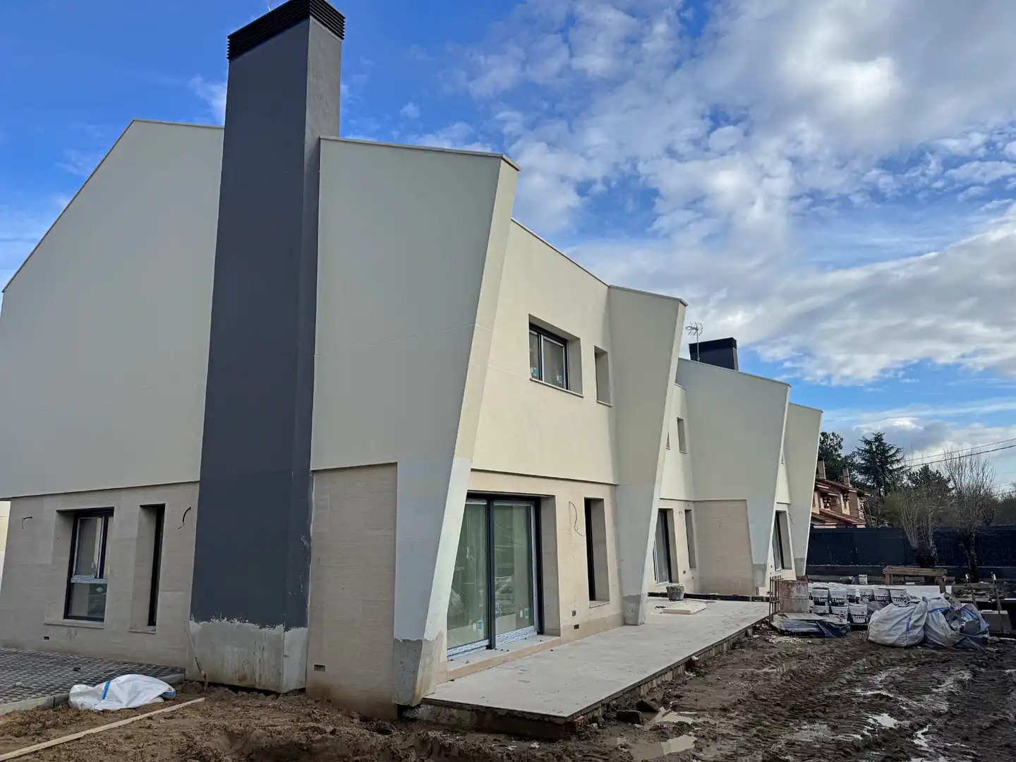 Exterior view of Detached homes for sale in Alpedrete  with Air Conditioner, Private garden and Terrace
