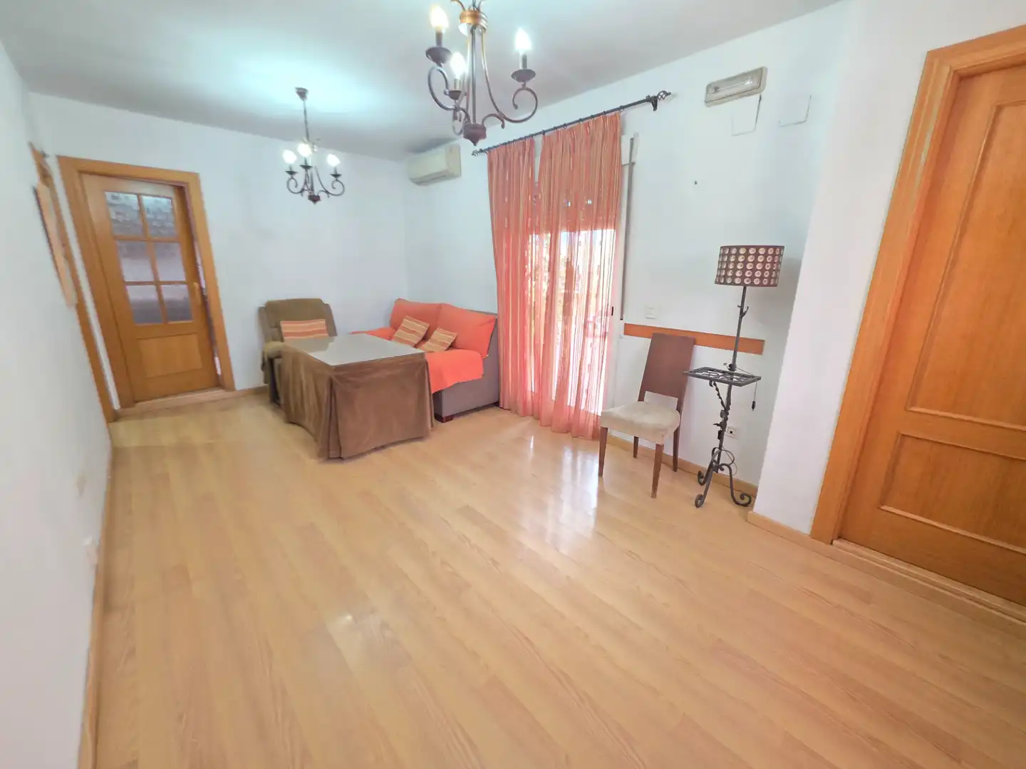 Vista exterior de Ático en venta en La Zubia con Aire acondicionado, Calefacción y Terraza