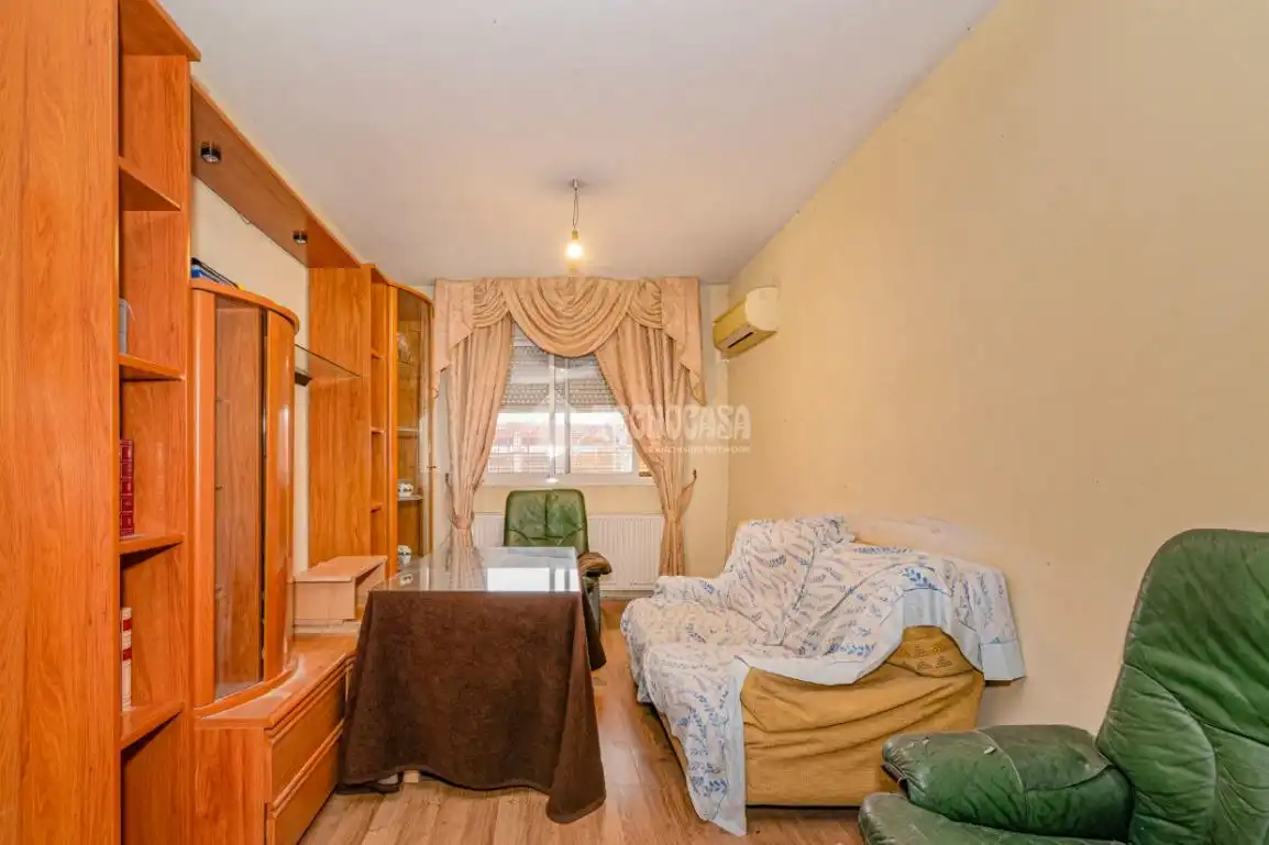 Habitación de Piso en venta en Granada con Calefacción