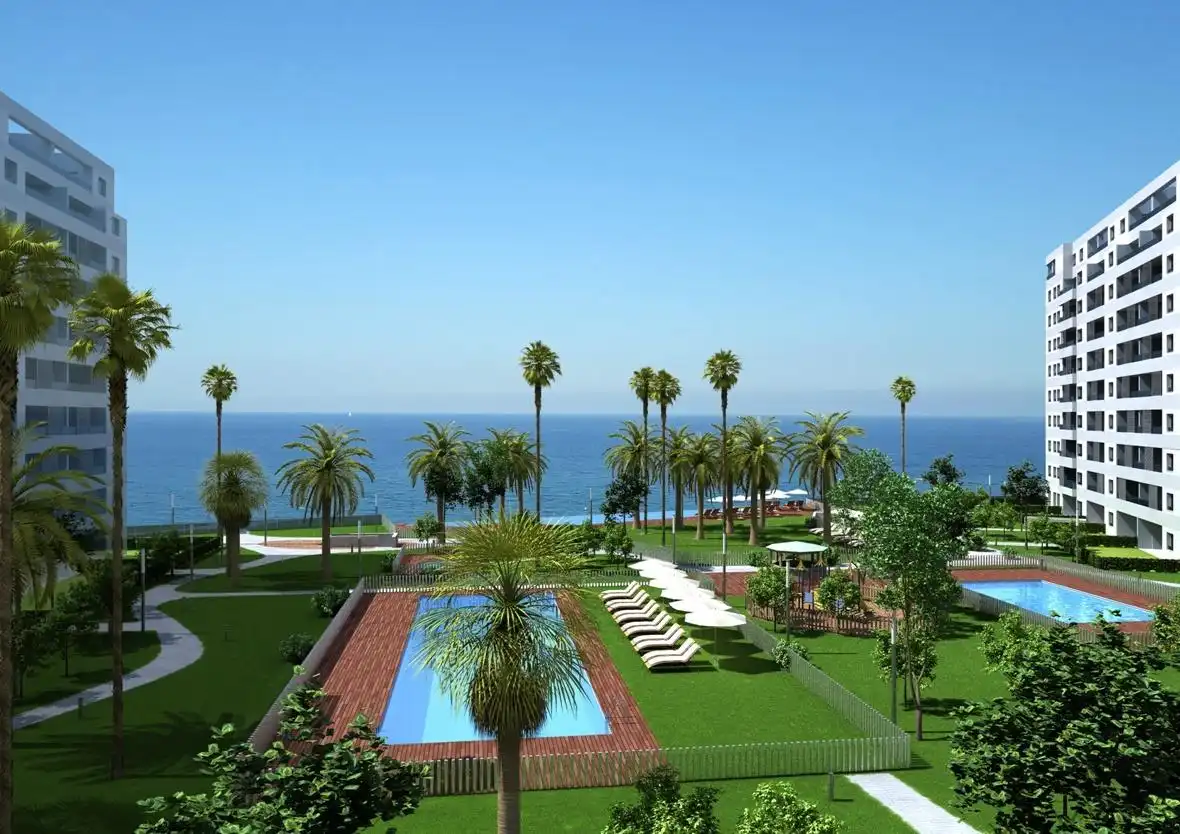 Terrasse von Wohnungen zur Miete in Torrevieja mit Klimaanlage, Privatgarten und Terrasse