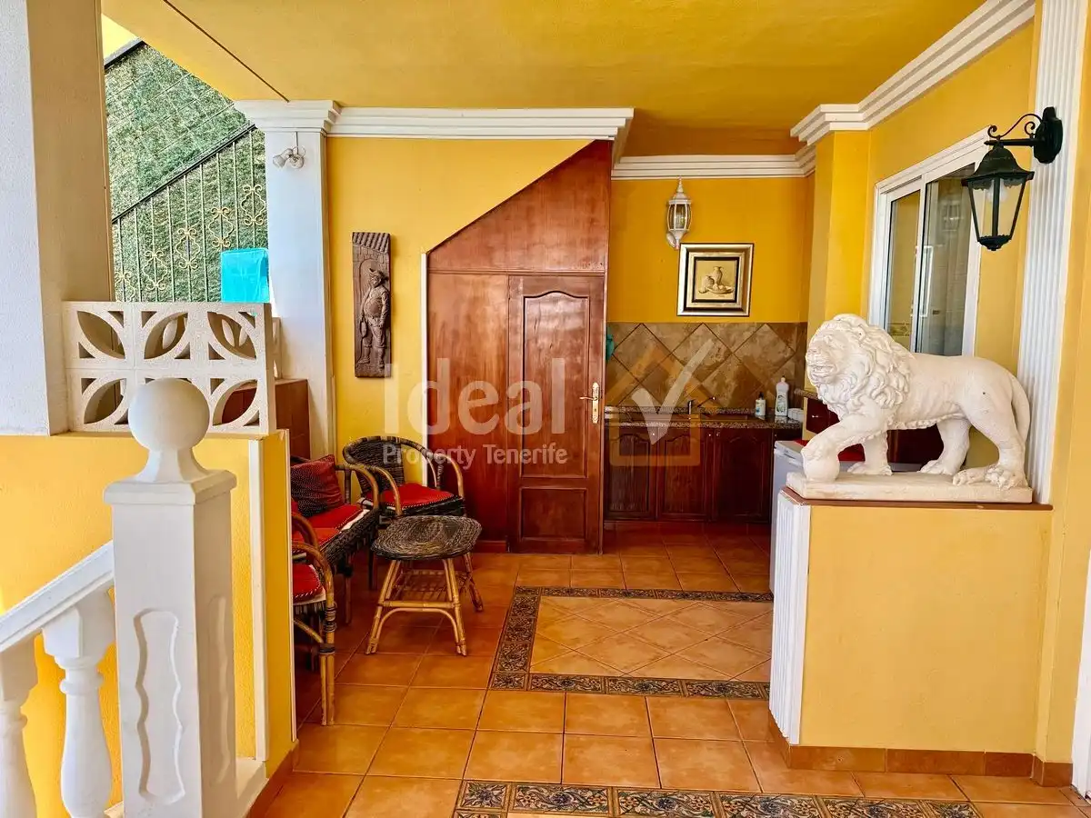 Detached house with pool for sale in Costa Adeje, imagen 25
