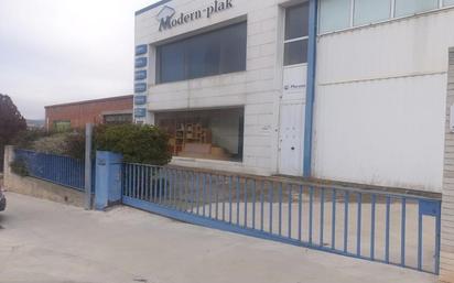 Vista exterior de Nau industrial en venda en Igualada