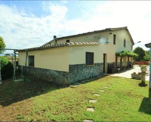 Exterior view of Country house for sale in Vilobí d'Onyar  with Heating, Storage room and Swimming Pool