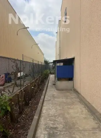 Vista exterior de Nave industrial de alquiler en L'Hospitalet de Llobregat con Calefacción