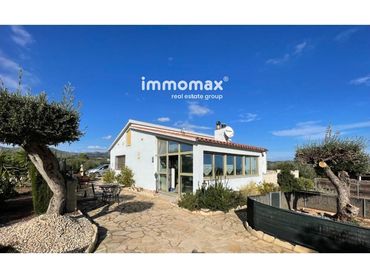 Villa con piscina in vendita a Garrofer Bord