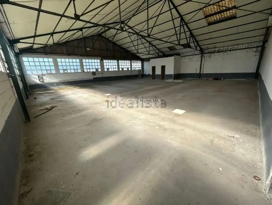 Local en venta en Premià de Dalt