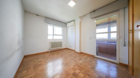 Foto 4 de Piso en venta en Calle de Fermín Caballero, Peñagrande, Madrid Capital