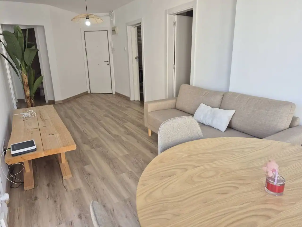 Sala de estar de Piso en venta en Cubelles con Aire acondicionado, Calefacción y Amueblado