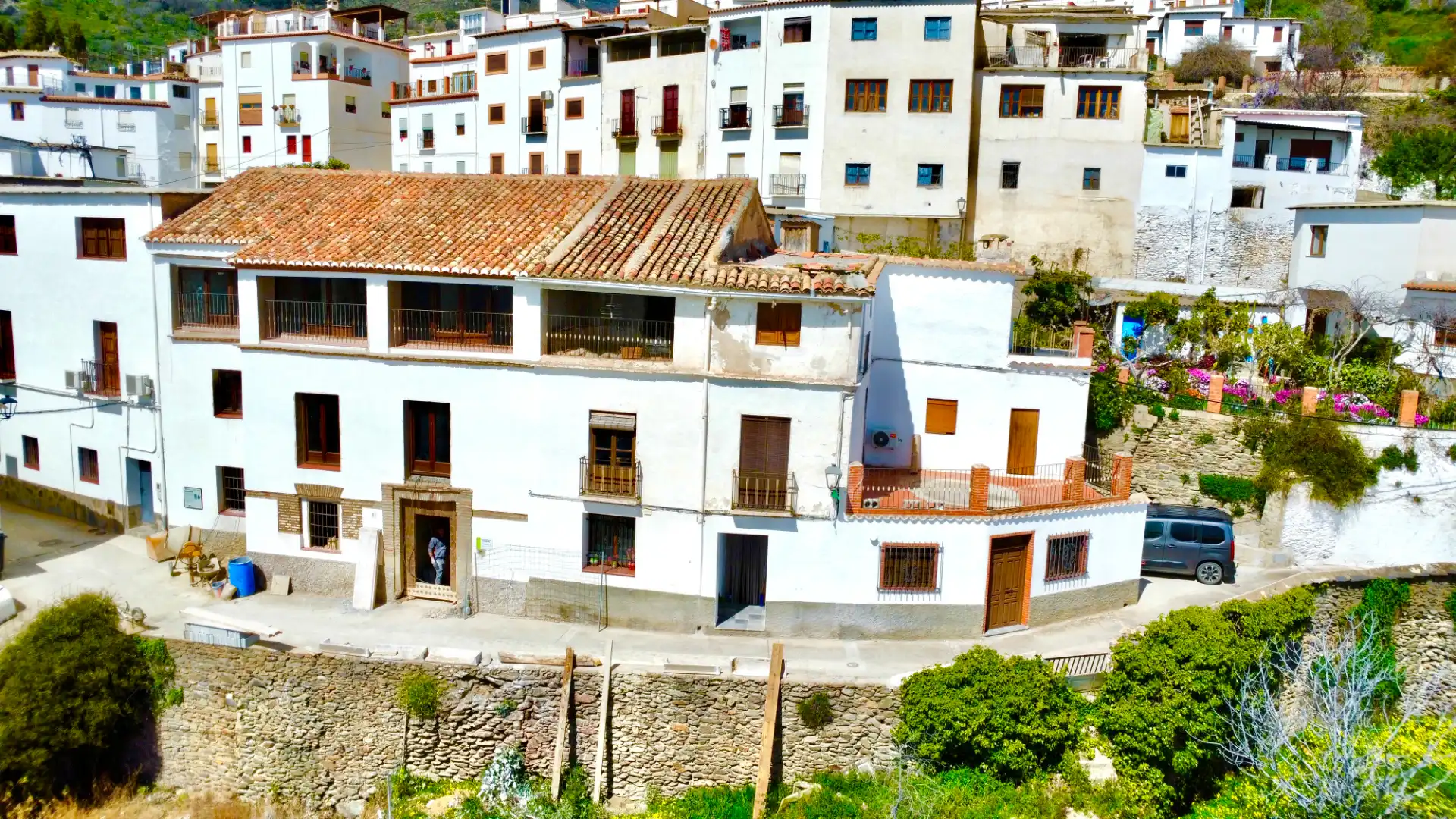 Vista exterior de Casa o xalet en venda en Válor amb Aire condicionat, Calefacció i Terrassa
